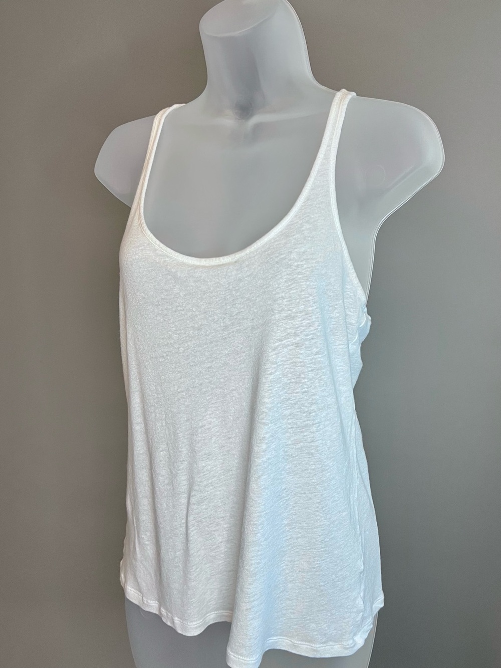 Athleta White Scoop Neck Tank Top